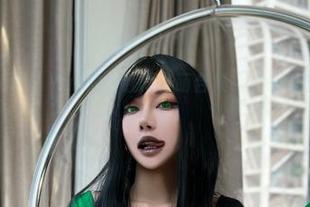 打卡！Choi Ji Yun的小红帽小萌合集，快来围观这份可爱与调皮！